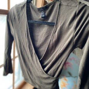 Army Green Cropped Long Sleeve Top